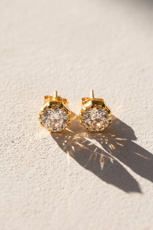 FOUNDRY DIAMOND STUD EARRINGS