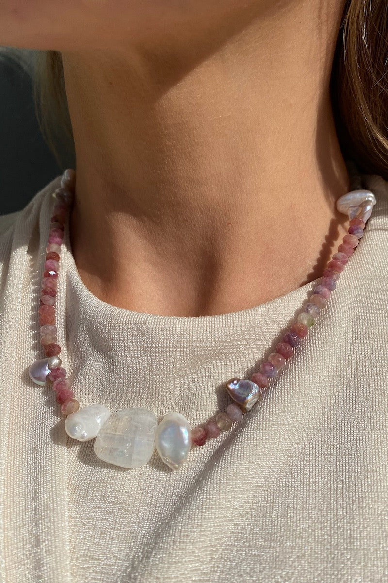 SAKURA NECKLACE