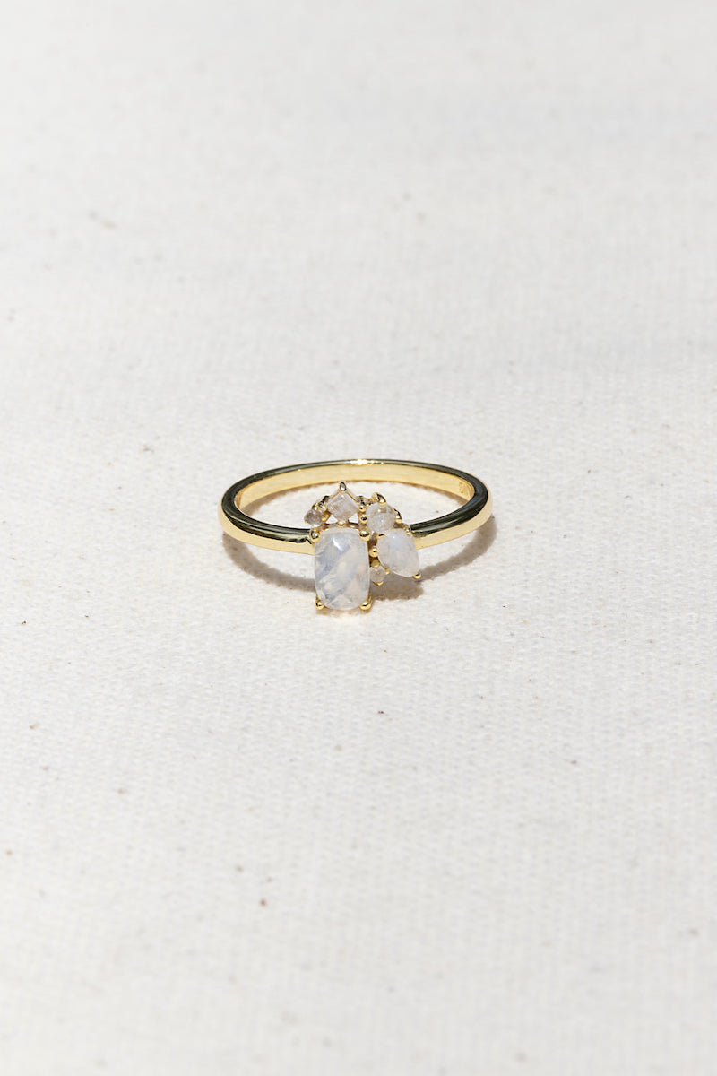 BOUQUET RING- RAINBOW MOONSTONE