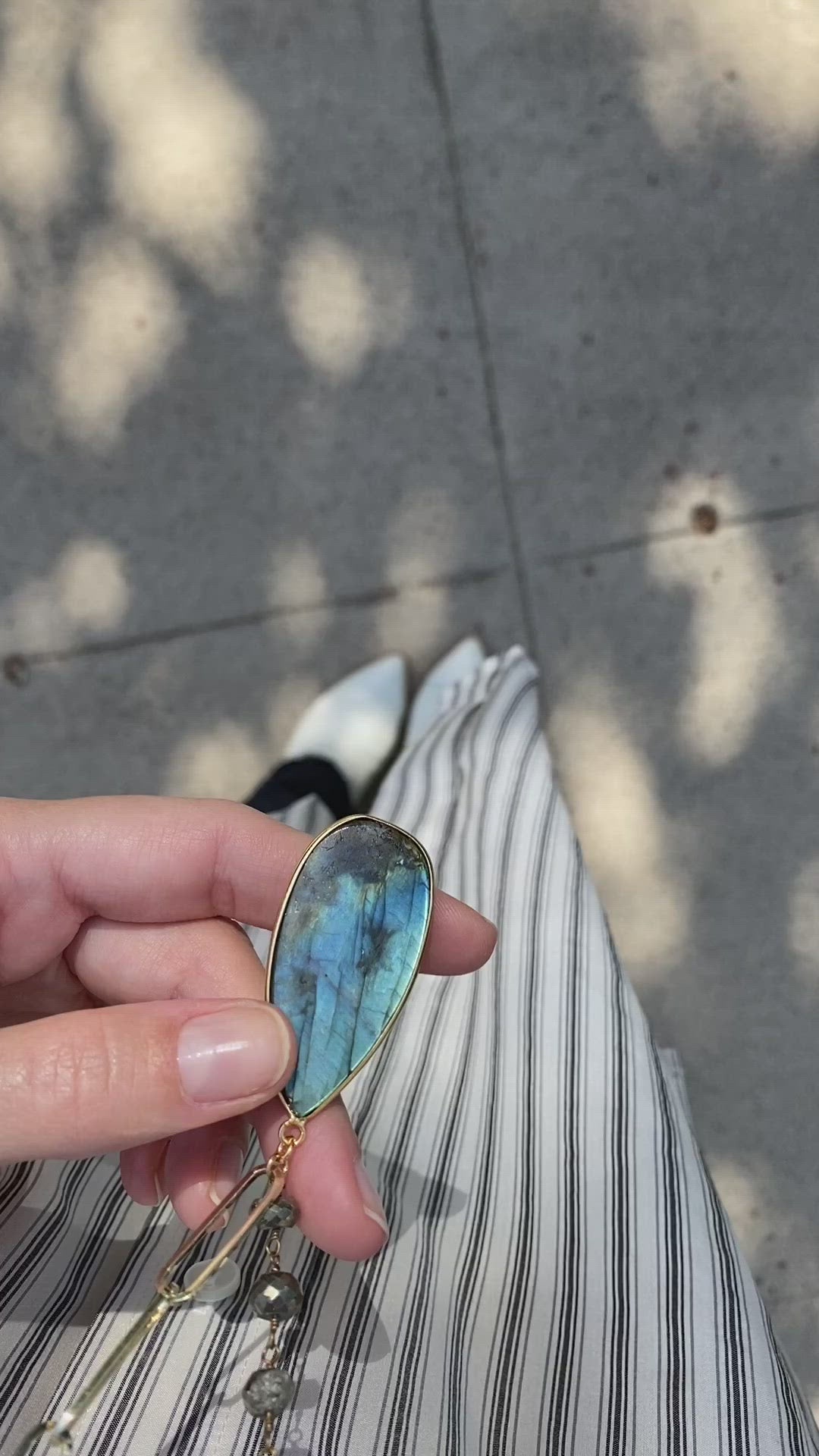 MONROE NECKLACE- LABRADORITE