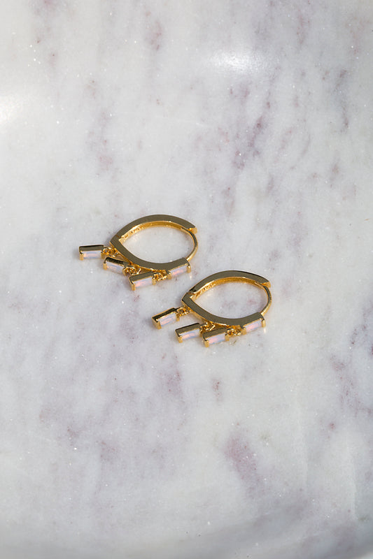 FLOATING OPAL HUGGIES